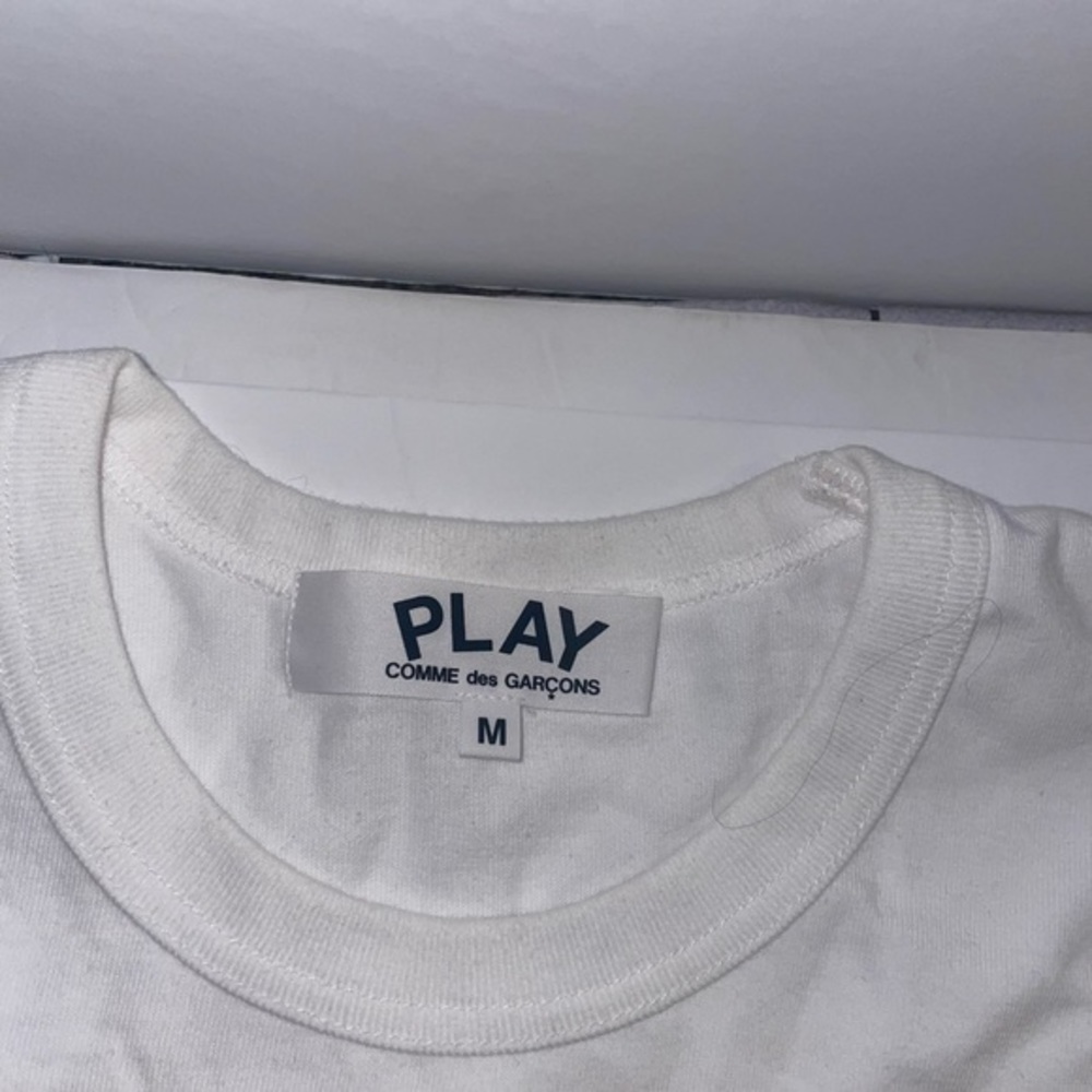 New Comme Des Garçons Play heart print logo patch T-shirt women size medium - Picture 4 of 5